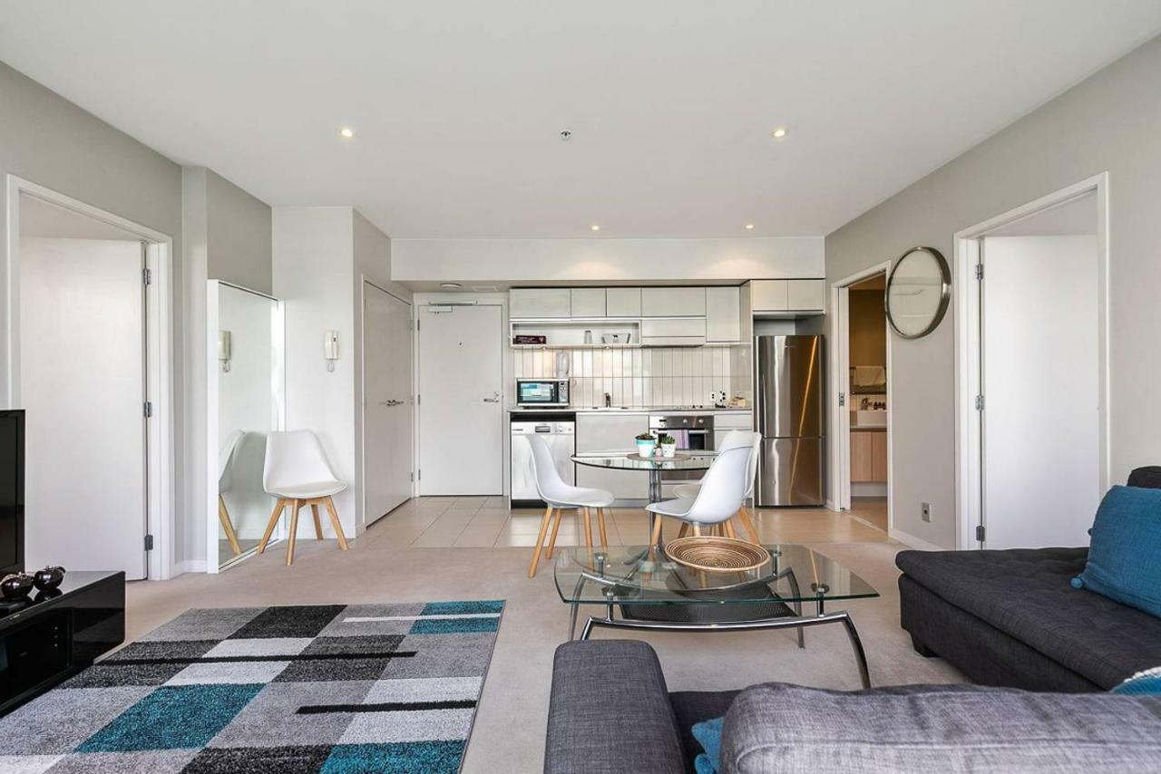 Two Bedroom Apartment - Pool, Gym & Free Parking! Auckland Exterior photo