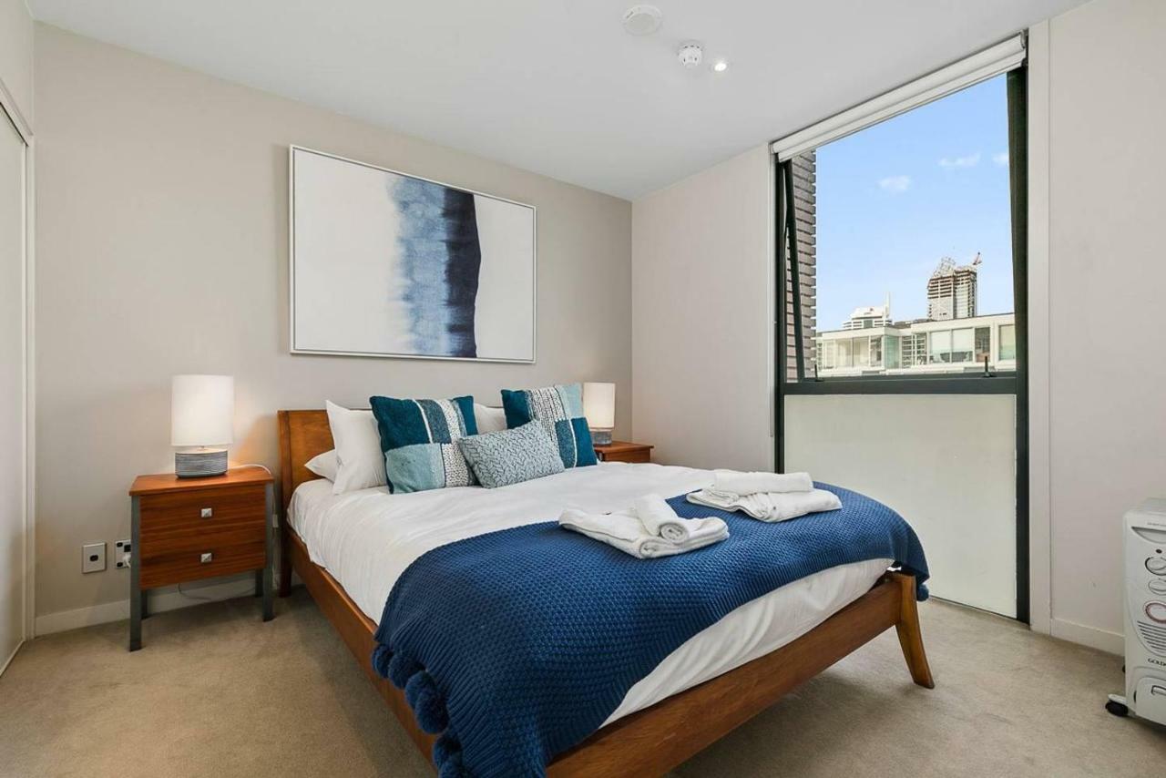 Two Bedroom Apartment - Pool, Gym & Free Parking! Auckland Exterior photo